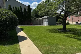 2102 Reading Ave, West Lawn, PA 19609 - Photo 5