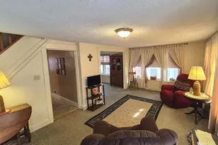 3329 Montclare St, Reading, PA 19605 - Photo 7