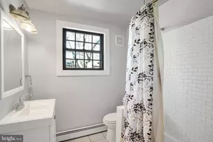 315 Sunset Rd, Reading, PA 19611 - Photo 9