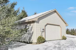 36 Host Rd, Womelsdorf, PA 19567 - Photo 11