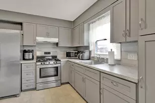 3015 Marion St, Reading, PA 19605 - Photo 3