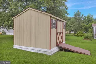 703 1st St Ext, Hamburg, PA 19526 - Photo 25