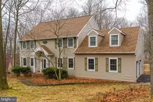 16 Wild Forest Dr, Wernersville, PA 19565 - Photo 3