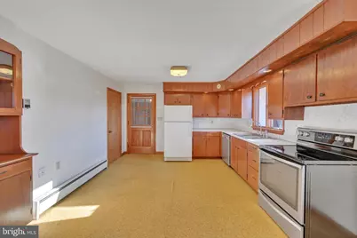 3137 E Galen Hall Road, Reinholds, PA 17569 - Photo 9