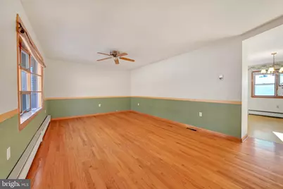 3137 E Galen Hall Road, Reinholds, PA 17569 - Photo 5