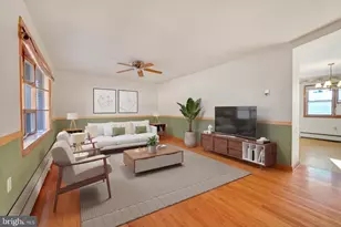 3137 E Galen Hall Rd, Reinholds, PA 17569 - Photo 5