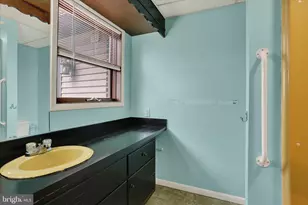 203 Pembroke Dr, Shillington, PA 19607 - Photo 33