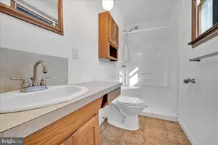 318 Fairview Rd, Reading, PA 19606 - Photo 31