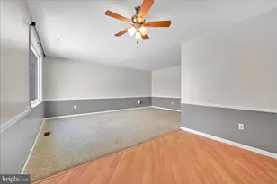 318 Fairview Rd, Reading, PA 19606 - Photo 13