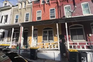 19 E High St, Womelsdorf, PA 19567 - Photo 1