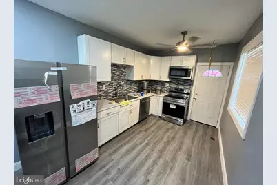 723 Thorn Street, Reading, PA 19601 - Photo 3