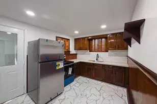 1424 Wayne St, Reading, PA 19601 - Photo 7