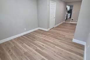 1034 Locust St, Reading, PA 19604 - Photo 3