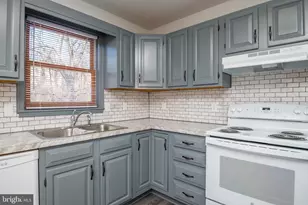 1957 Lincoln Ave, Wyomissing, PA 19610 - Photo 11