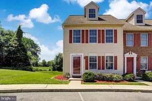 15 Weiser Ct, Womelsdorf, PA 19567 - Photo 1