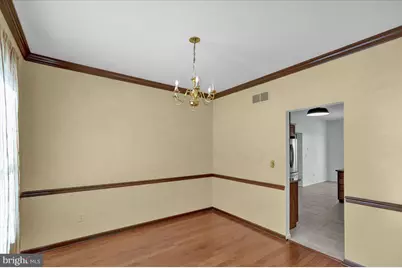 902 Bedford Avenue, Reading, PA 19607 - Photo 9