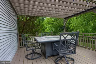 220 Sturbridge, Wyomissing, PA 19610 - Photo 9