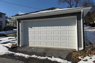 25 W 33rd St, Reading, PA 19606 - Photo 3