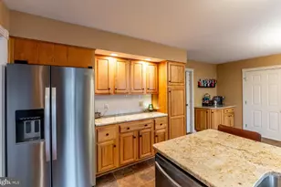 6 Yellow House Dr, Douglassville, PA 19518 - Photo 23