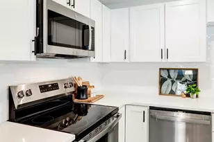 2306 Elizabeth Ave, Temple, PA 19560 - Photo 13