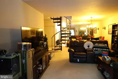 154 Valley Greene Cir, Wyomissing, PA 19610 - Photo 9