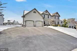 62 Stella Dr, Reading, PA 19608 - Photo 3