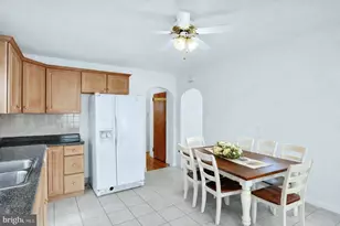 2413 Reading Blvd, Reading, PA 19609 - Photo 13