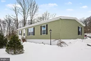 84 Mansfield Dr, Macungie, PA 18062 - Photo 3