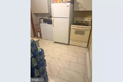 135 S 10th Street, Reading, PA 19602 - Photo 7