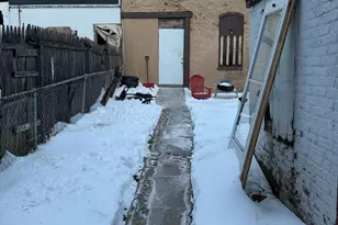 135 S 10th St, Reading, PA 19602 - Photo 13