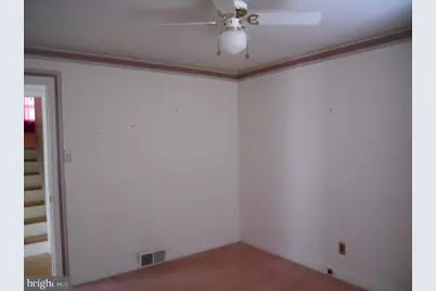 909 Brighton Avenue, Reading, PA 19606 - Photo 19