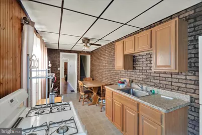 441 Linden Street, Reading, PA 19604 - Photo 9