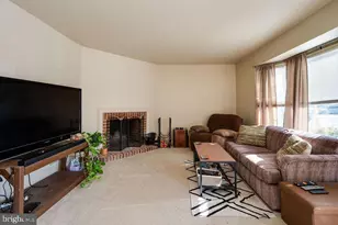 71 Winchester Ct, Reading, PA 19606 - Photo 3
