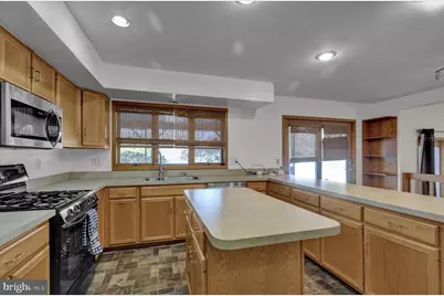 16 Scotland Drive, Reading, PA 19606 - Photo 9