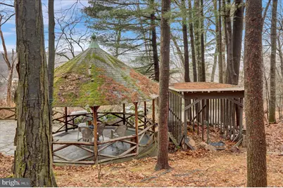 2422 Highland Avenue, Reading, PA 19606 - Photo 11