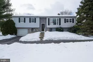 34 Carriage Cir, Oley, PA 19547 - Photo 1