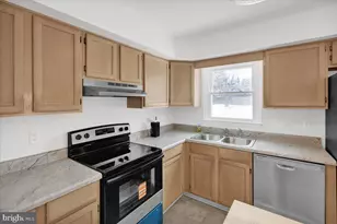 116 S Kelly Dr, Birdsboro, PA 19508 - Photo 9