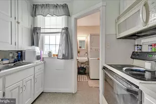344/346 Chestnut St, Mertztown, PA 19539 - Photo 7