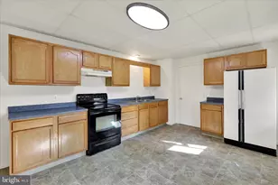 23 N Front St, Womelsdorf, PA 19567 - Photo 23