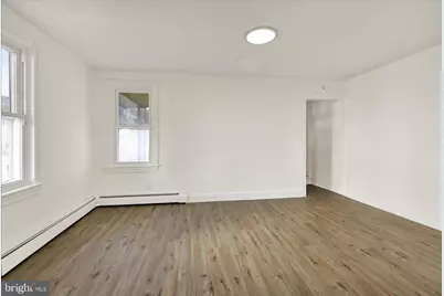 23 N Front Street, Womelsdorf, PA 19567 - Photo 3