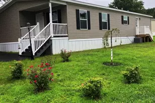 113 Mountain Vlg Dr, Macungie, PA 18062 - Photo 1