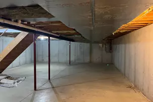 2400 John Henry Dr, Reading, PA 19608 - Photo 31