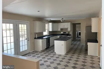 2400 John Henry Drive, Reading, PA 19608 - Photo 3