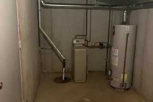 2400 John Henry Dr, Reading, PA 19608 - Photo 29