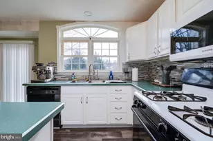 390 Wingspread Dr, Reading, PA 19606 - Photo 15