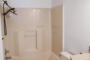 312 Galean Dr, Fleetwood, PA 19522 - Photo 7