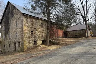 142 Township Rd, Macungie, PA 18062 - Photo 5