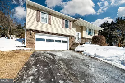 65 Wyomissing Hills Boulevard, Reading, PA 19609 - Photo 5