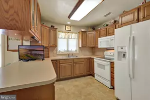 447 Epsilon Dr, Wernersville, PA 19565 - Photo 49