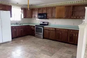 300 Beckley St, Wernersville, PA 19565 - Photo 9